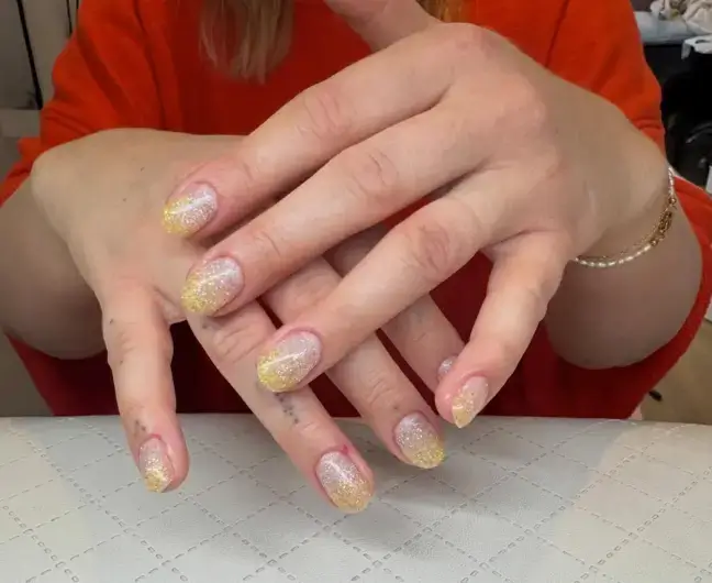 Negledesign og beautybehandling hos BeautybyRosen